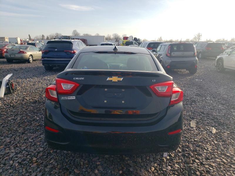 Photo 6 from auction – 2019 CHEVROLET CRUZE with VIN 1G1BE5SM2K7100742