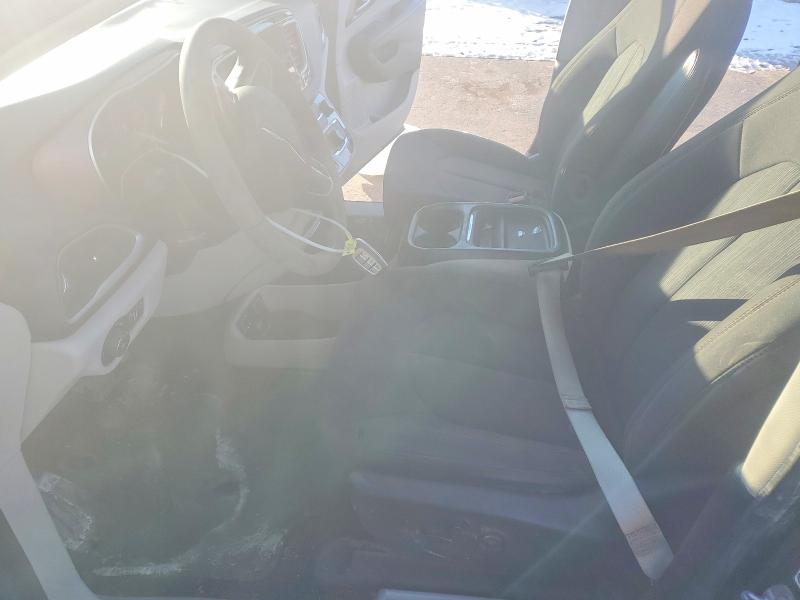 Photo 7 from auction – 2018 CHRYSLER PACIFICA T with VIN 2C4RC1FG3JR306738