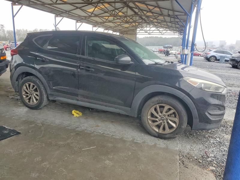 Photo 4 from auction – 2017 HYUNDAI TUCSON SE with VIN KM8J23A44HU430745