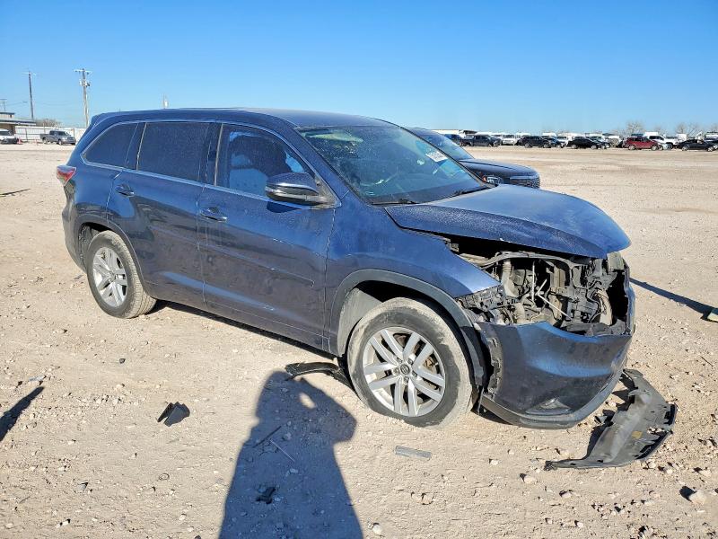 Photo 4 from auction – 2016 TOYOTA HIGHLANDER with VIN 5TDZKRFH5GS167450