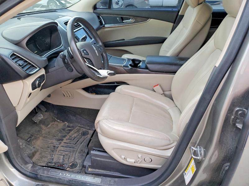 Photo 7 from auction – 2016 LINCOLN MKX RESERV with VIN 2LMTJ8LP6GBL50257