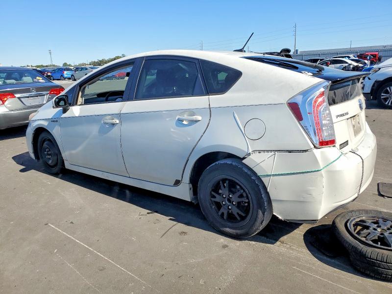 Photo 2 from auction – 2015 TOYOTA PRIUS with VIN JTDKN3DU3F1994574