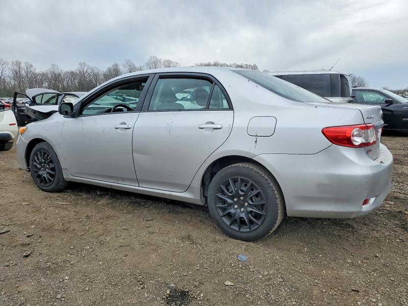 Photo 2 from auction – 2012 TOYOTA COROLLA with VIN 2T1BU4EE2CC772390