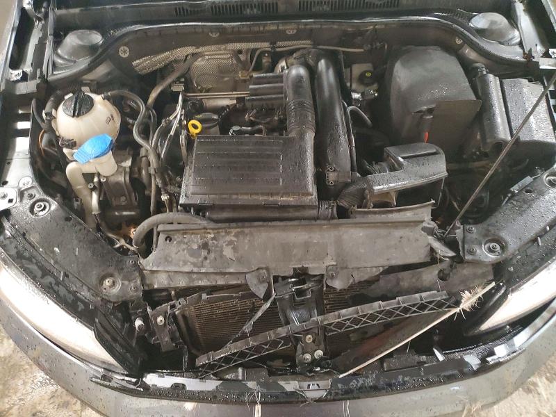 Photo 11 from auction – 2017 VOLKSWAGEN JETTA SE with VIN 3VWDB7AJ3HM311147