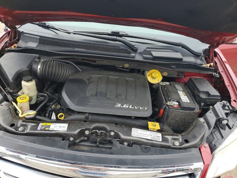 Photo 11 from auction – 2013 CHRYSLER TOWN & COU with VIN 2C4RC1CG2DR767437