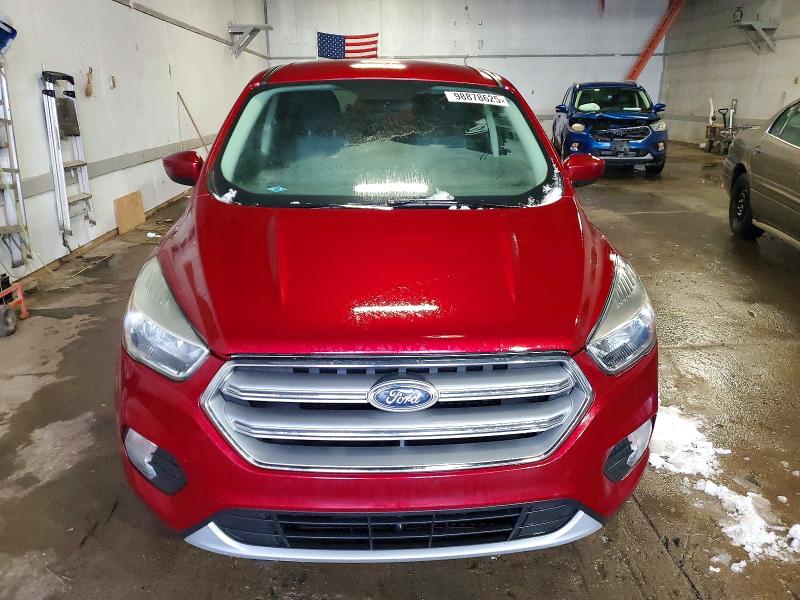 Photo 5 from auction – 2017 FORD ESCAPE SE with VIN 1FMCU9GDXHUD09974