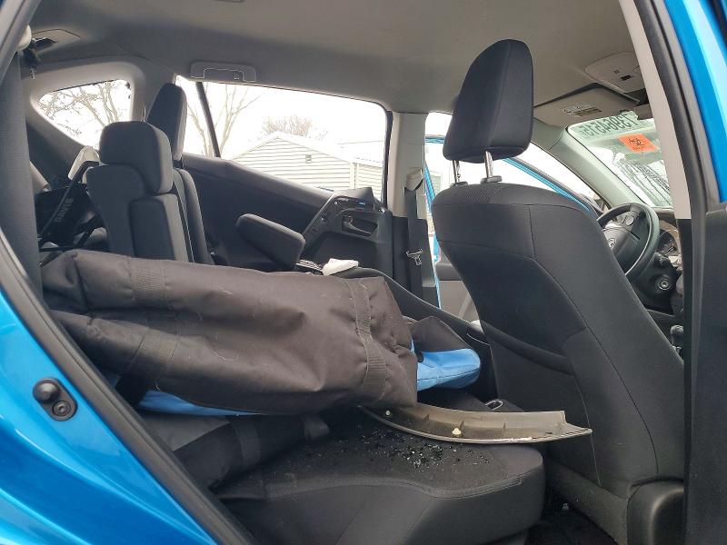 Photo 11 from auction – 2016 TOYOTA RAV4 LE with VIN 2T3BFREV9GW531266