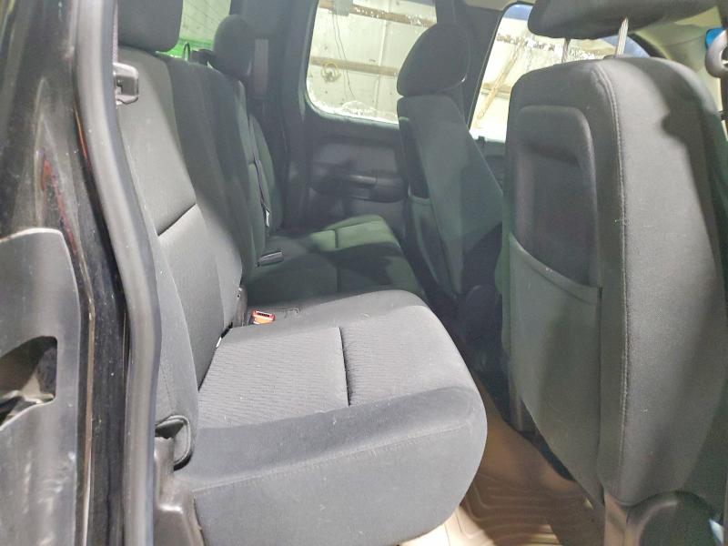 Photo 10 from auction – 2013 CHEVROLET SILVERADO with VIN 1GCRKSE70DZ143101