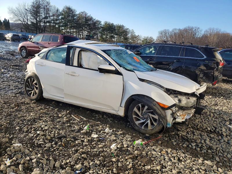 Photo 4 from auction – 2018 HONDA CIVIC with VIN 19XFC2F71JE207104