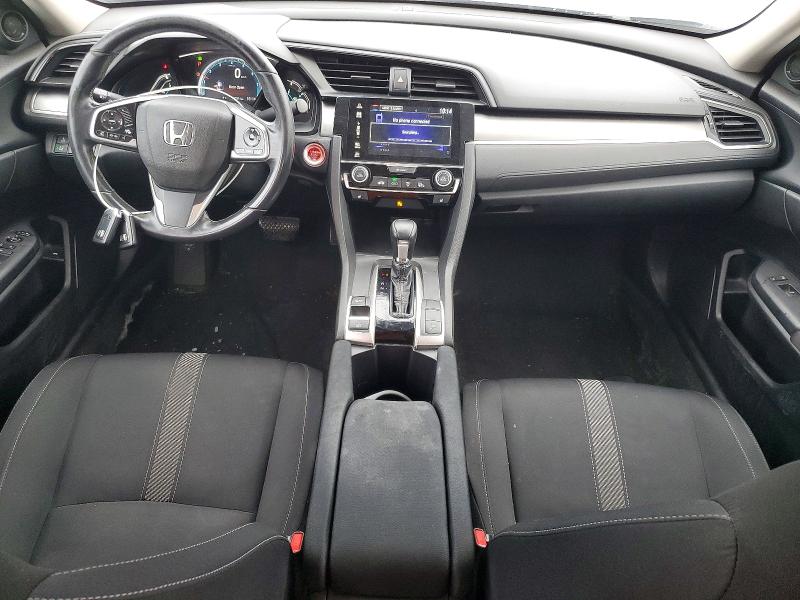 Photo 8 from auction – 2018 HONDA CIVIC with VIN 2HGFC2F68JH035327