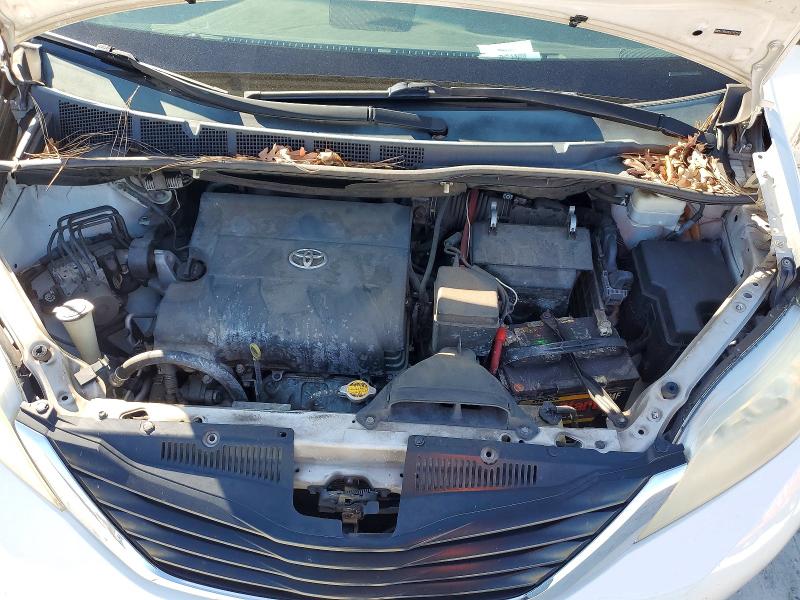 Photo 12 from auction – 2014 TOYOTA SIENNA with VIN 5TDKK3DC4ES481111