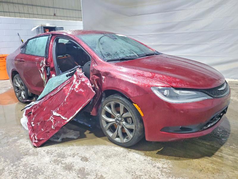 Photo 4 from auction – 2015 CHRYSLER 200 S with VIN 1C3CCCDG0FN690877