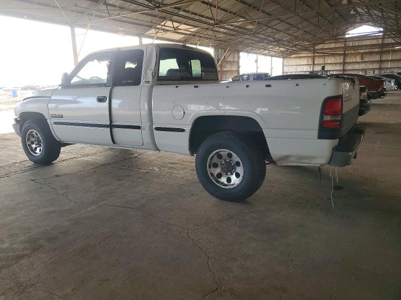 Photo 2 from auction – 1998 DODGE RAM 2500 with VIN 1B7KC2367WJ201697