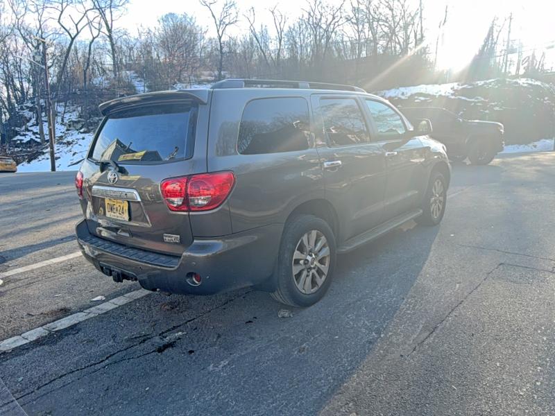 Photo 4 from auction – 2012 TOYOTA SEQUOIA LI with VIN 5TDJY5G18CS057637