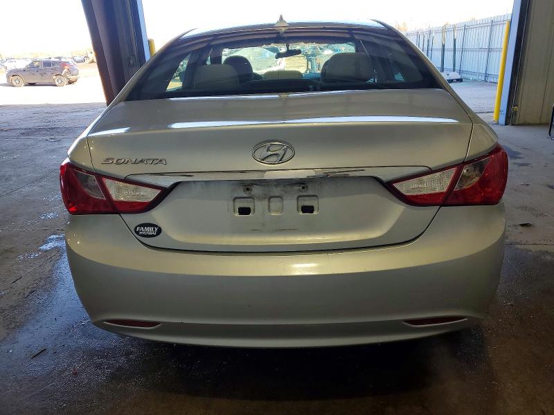 Photo 6 from auction – 2012 HYUNDAI SONATA GLS with VIN 5NPEB4ACXCH467837