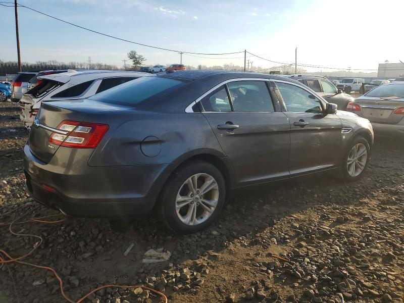 Photo 3 from auction – 2018 FORD TAURUS SEL with VIN 1FAHP2E81JG124723