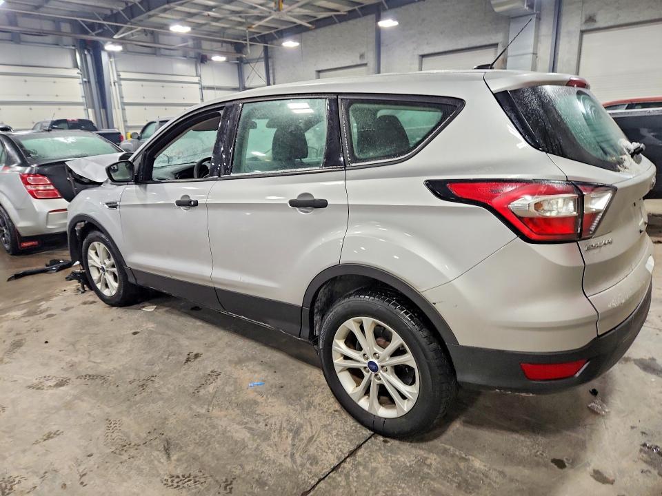 Photo 2 from auction – 2017 FORD ESCAPE with VIN 1FMCU0F79HUD87220