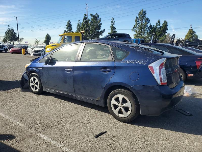 Photo 2 from auction – 2013 TOYOTA PRIUS with VIN JTDKN3DU8D1704133