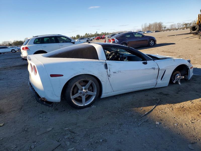 Photo 3 from auction – 2005 CHEVROLET CORVETTE with VIN 1G1YY24U155103791