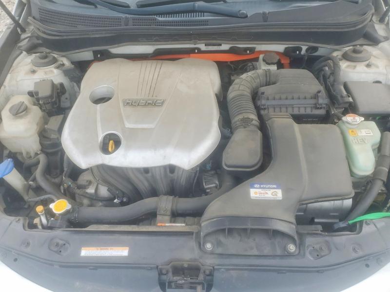 Photo 11 from auction – 2012 HYUNDAI SONATA HYB with VIN KMHEC4A41CA043309
