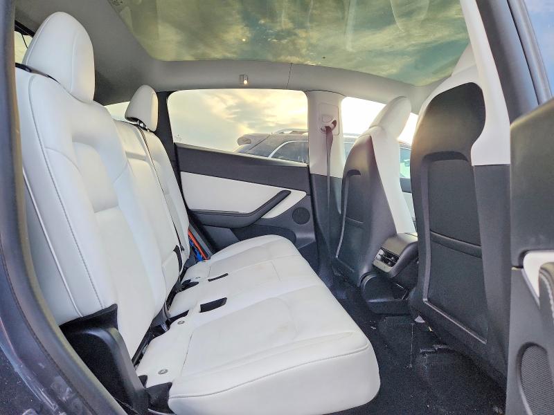 Photo 10 from auction – 2021 TESLA MODEL Y with VIN 5YJYGDEF3MF093431