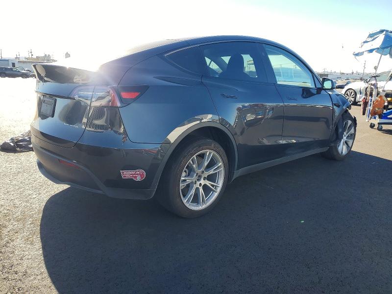 Photo 3 from auction – 2024 TESLA MODEL Y with VIN 7SAYGDEE9RF009713