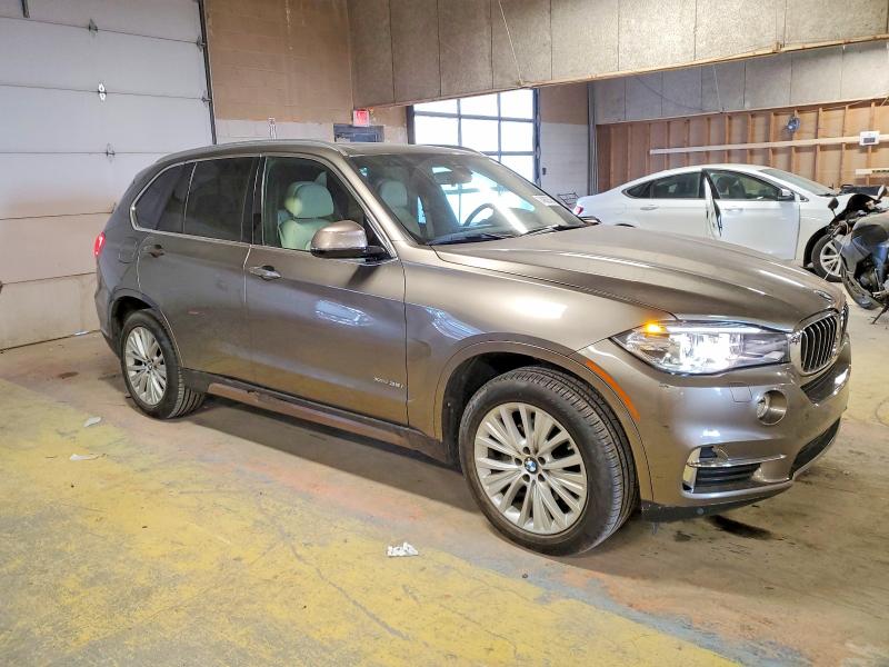 Photo 4 from auction – 2017 BMW X5 XDRIVE3 with VIN 5UXKR0C39H0X76738