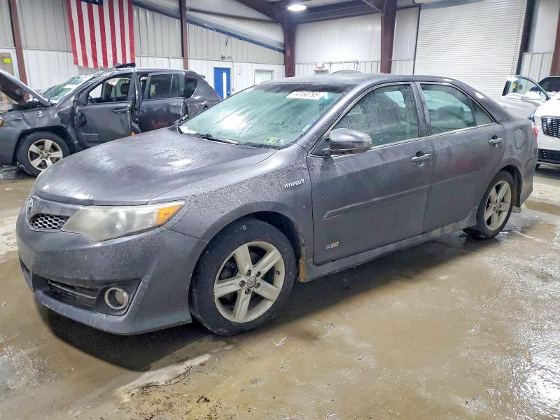 Photo 1 from auction – 2014 TOYOTA CAMRY HYBR with VIN 4T1BD1FK5EU132002
