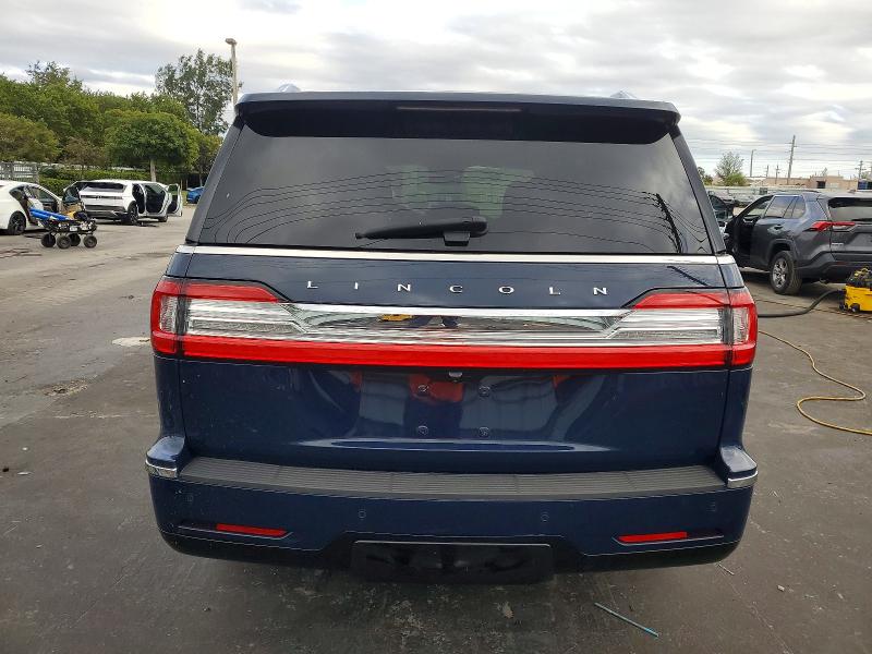 Photo 6 from auction – 2020 LINCOLN NAVIGATOR with VIN 5LMJJ2KT7LEL09100