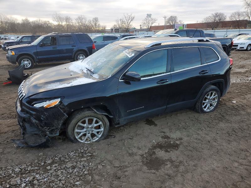JEEP CHEROKEE 2015 with VIN 1C4PJLCBXFW695278 - Photo from auction