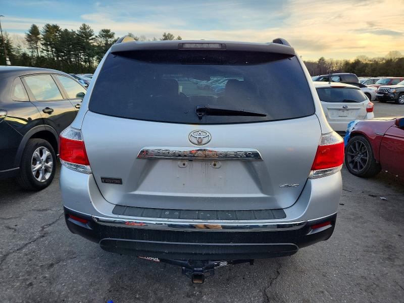 Photo 6 from auction – 2013 TOYOTA HIGHLANDER with VIN 5TDDK3EH1DS205518
