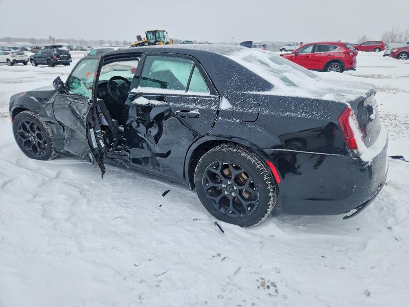 Photo 2 from auction – 2019 CHRYSLER 300 S with VIN 2C3CCAGG7KH634440