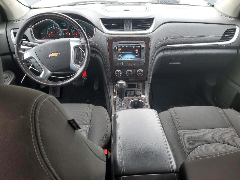 Photo 8 from auction – 2017 CHEVROLET TRAVERSE L with VIN 1GNKRGKD0HJ152512