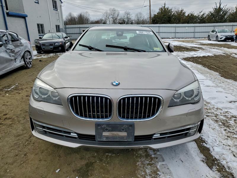 Photo 5 from auction – 2013 BMW 740 LXI with VIN WBAYF4C52DDE23726