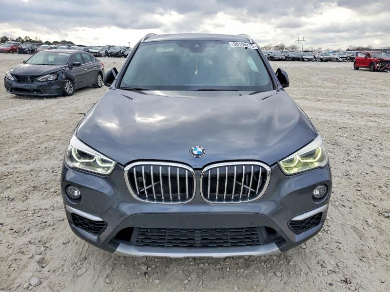 Photo 5 from auction – 2017 BMW X1 SDRIVE2 with VIN WBXHU7C30H5H34373