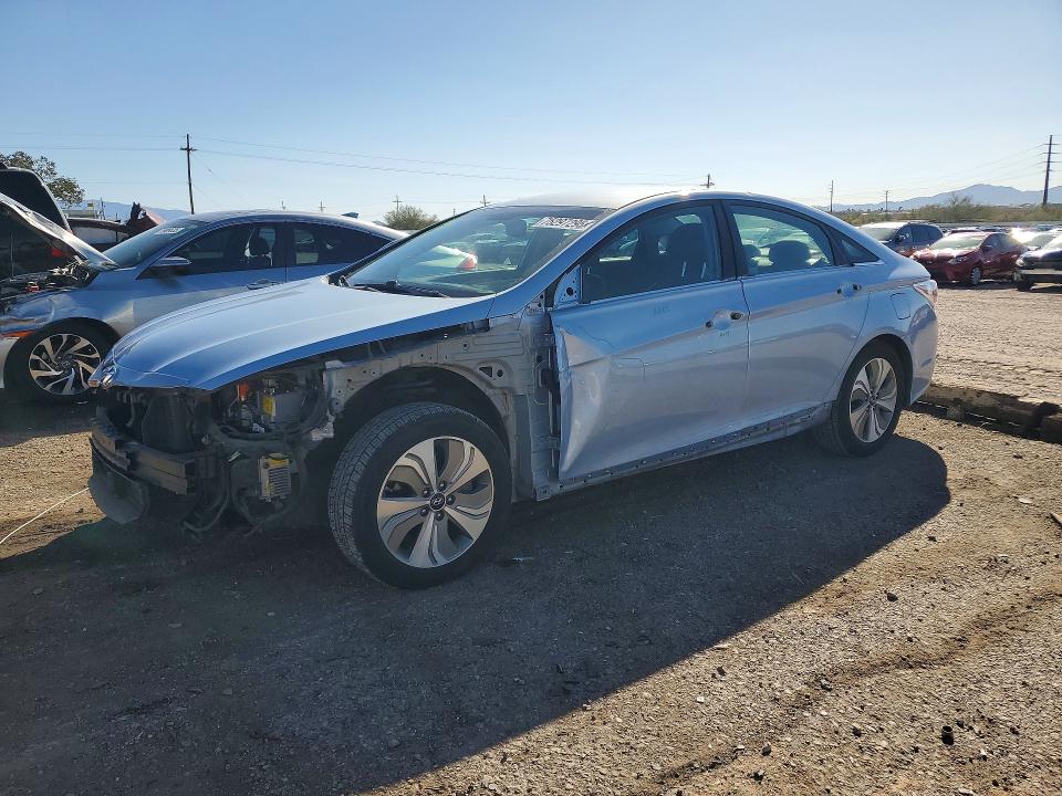 HYUNDAI SONATA 2013 with VIN KMHEC4A41DA090616 - Photo from auction