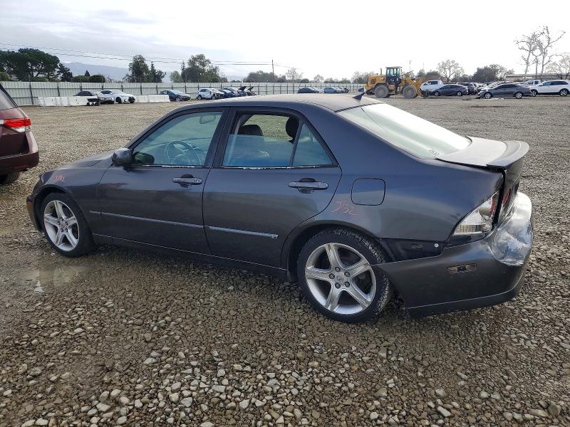 Photo 2 from auction – 2005 LEXUS IS 300 with VIN JTHBD192950095381