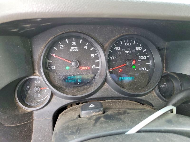 Photo 9 from auction – 2007 CHEVROLET SILVERADO with VIN 1GCEC14097E567253
