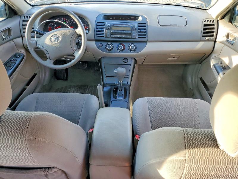 Photo 8 from auction – 2005 TOYOTA CAMRY LE with VIN 4T1BE32K15U089356