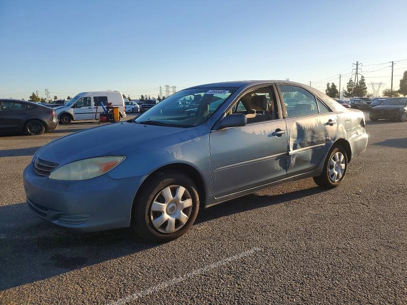 TOYOTA CAMRY LE 2004 with VIN 4T1BE32K34U926087 - Photo from auction