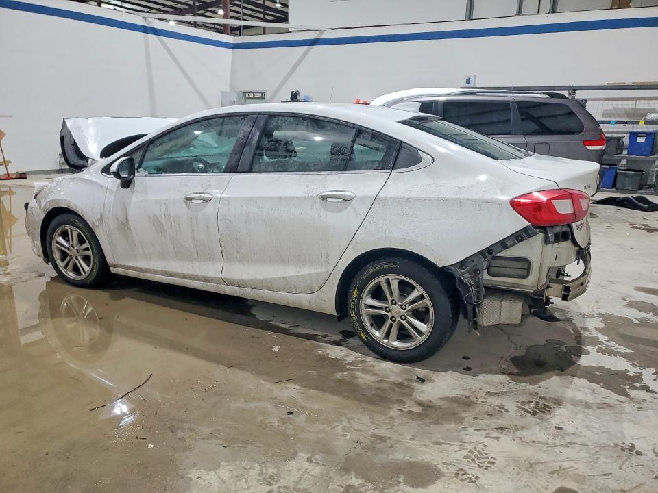 Photo 2 from auction – 2017 CHEVROLET CRUZE with VIN 1G1BE5SM8H7220196