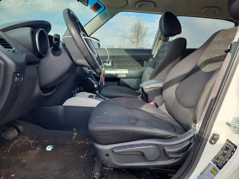Photo 7 from auction – 2012 KIA SOUL with VIN KNDJT2A6XC7375187