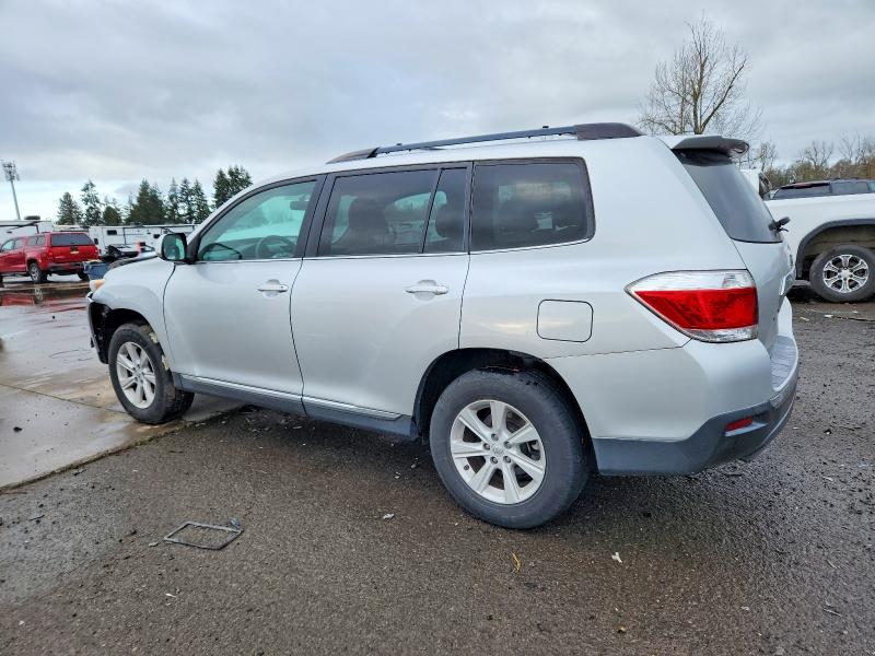 Photo 2 from auction – 2012 TOYOTA HIGHLANDER with VIN 5TDBK3EH9CS093279