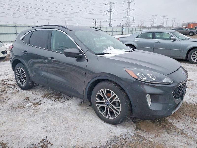 Photo 4 from auction – 2020 FORD ESCAPE SEL with VIN 1FMCU9H69LUC23290