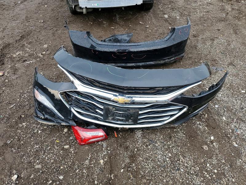 Photo 12 from auction – 2019 CHEVROLET MALIBU LT with VIN 1G1ZD5STXKF104455