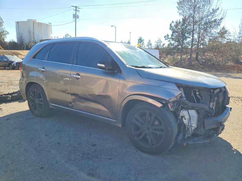 Photo 4 from auction – 2014 KIA SORENTO SX with VIN 5XYKW4A72EG488055