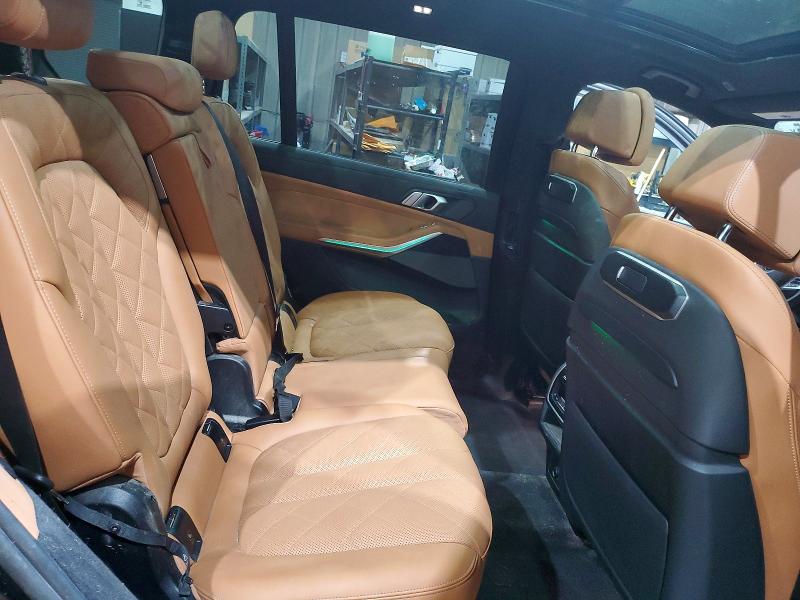 Photo 11 from auction – 2025 BMW X7 XDRIVE4 with VIN 5UX23EM02S9W53188