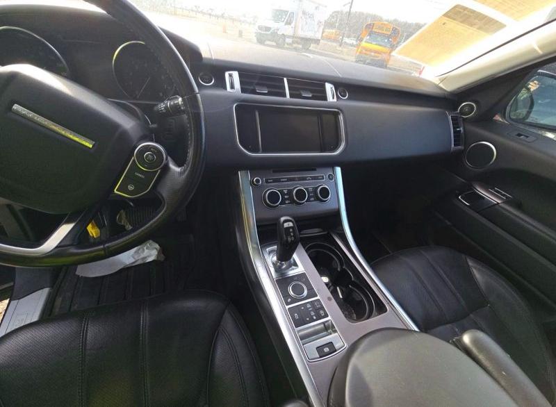 Photo 9 from auction – 2016 LAND ROVER RANGE ROVE with VIN SALWR2VF1GA552189