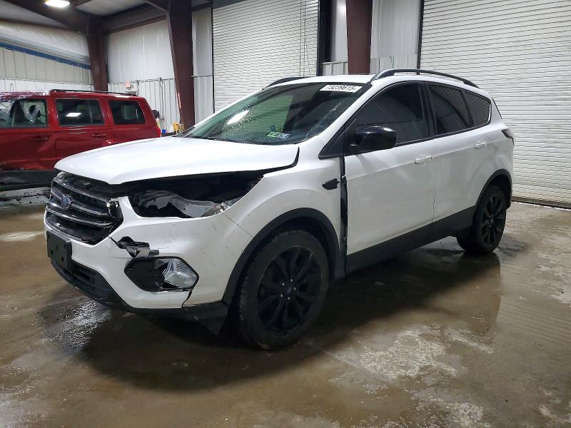 FORD ESCAPE SE 2017 z numerem VIN 1FMCU9GD0HUA89194 - Zdjęcie z aukcji
