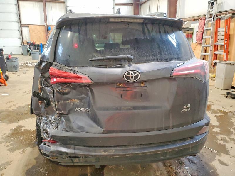 Photo 6 from auction – 2018 TOYOTA RAV4 LE with VIN 2T3BFREV5JW752046